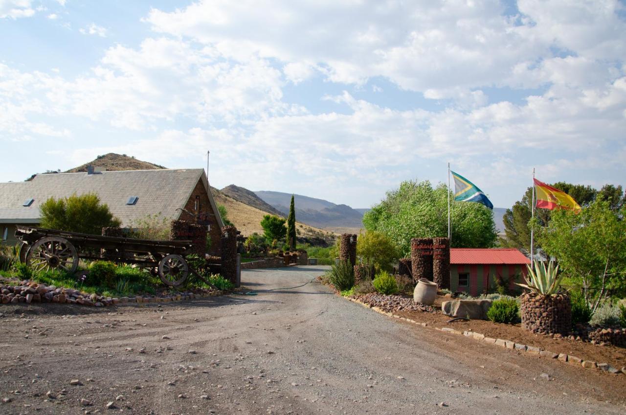 Desert Dew Guest House Hutchinson Exterior foto