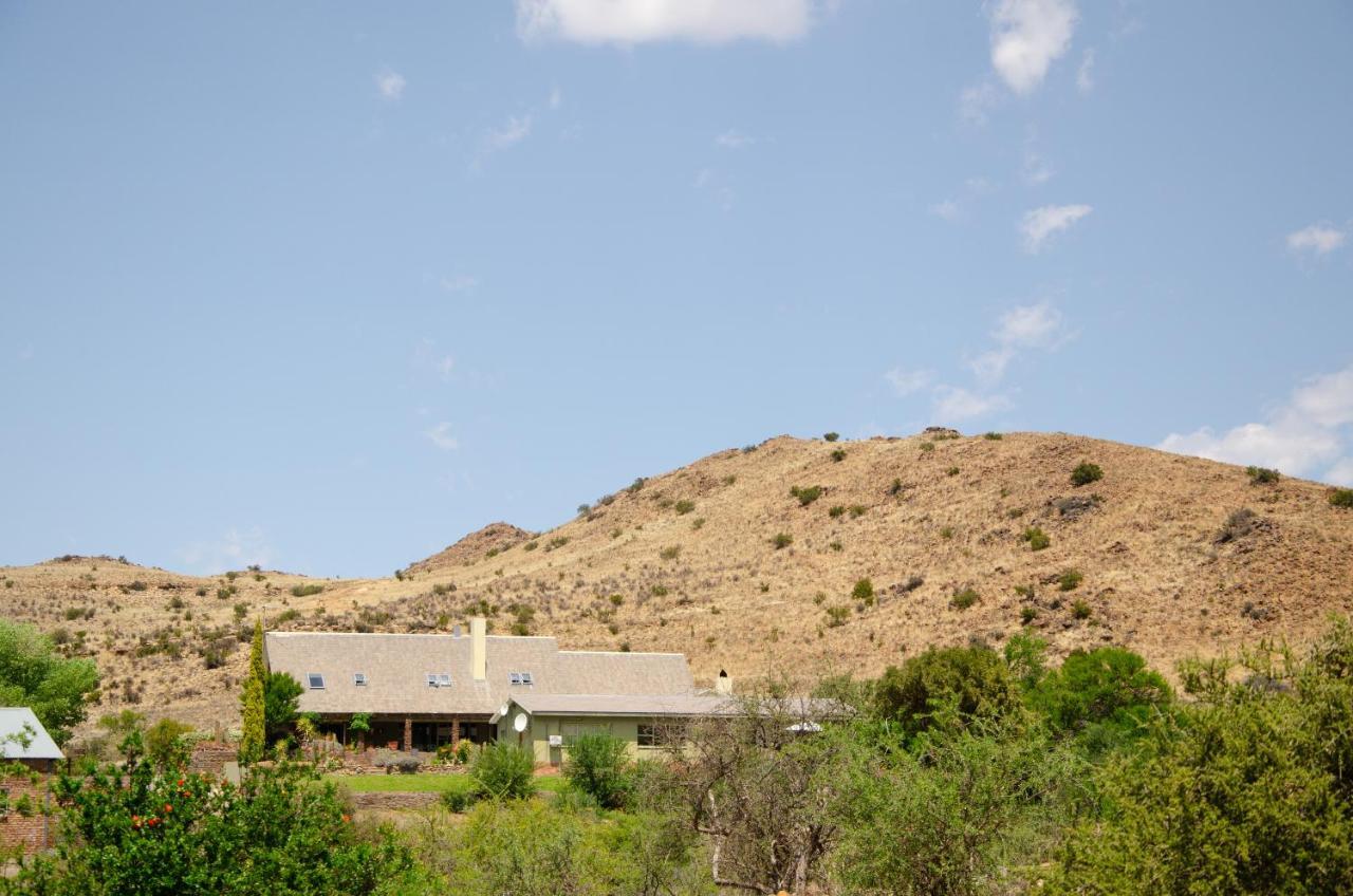 Desert Dew Guest House Hutchinson Exterior foto